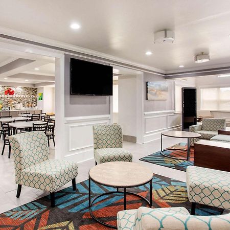 Quality Inn & Suites Myrtle Beach Near Outlets Exterior photo