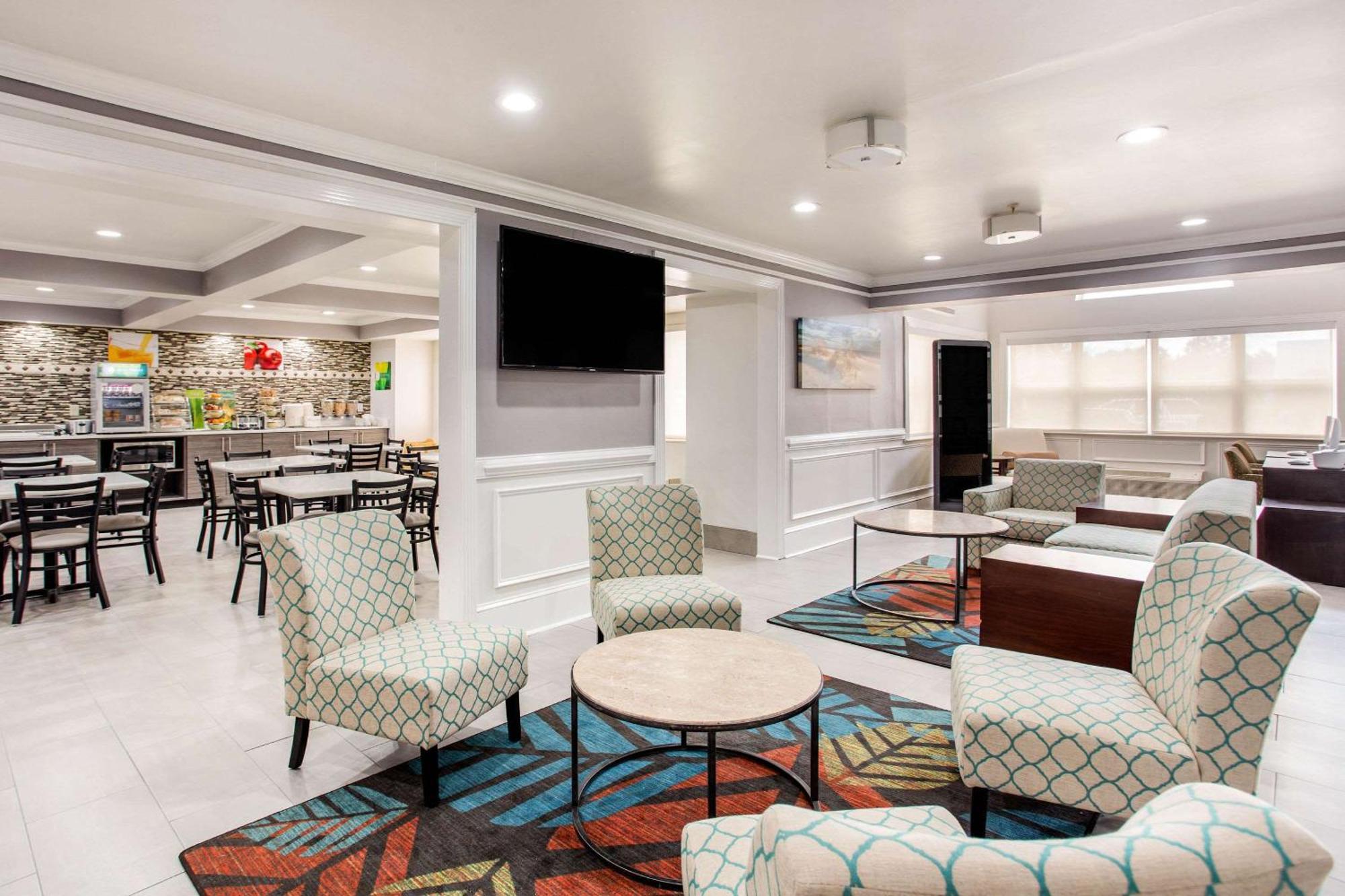 Quality Inn & Suites Myrtle Beach Near Outlets Exterior photo
