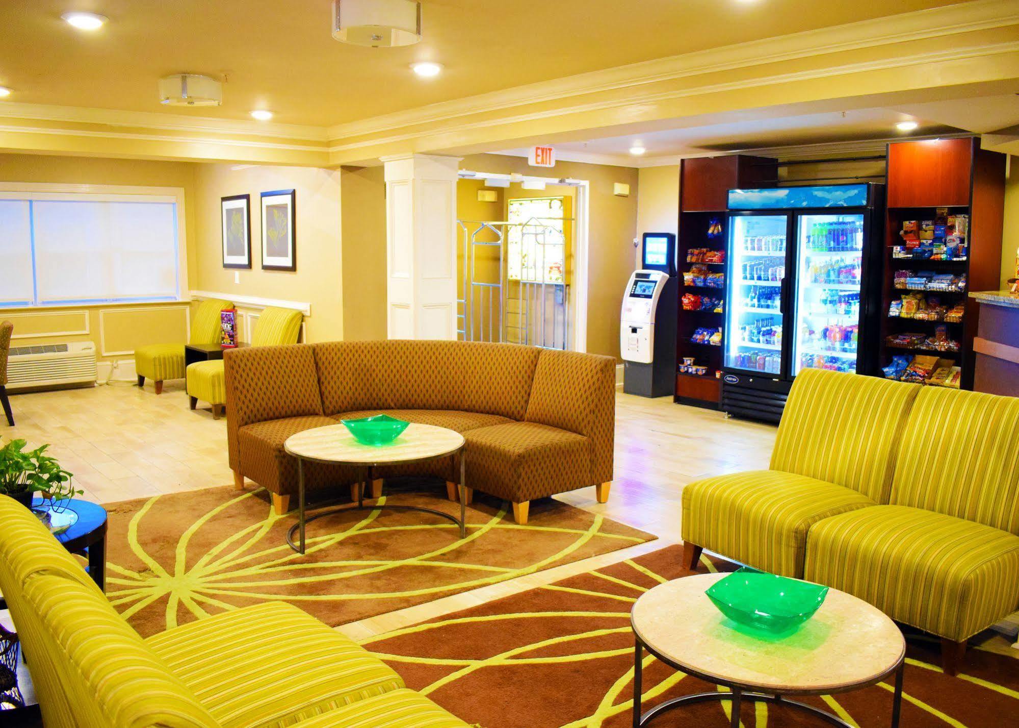 Quality Inn & Suites Myrtle Beach Near Outlets Exterior photo